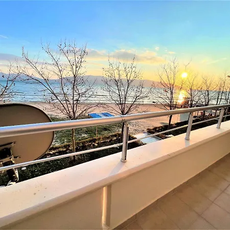 Blue Horizon Relaxing Seaside *