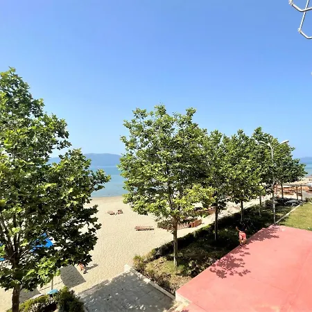 Blue Horizon Apartament