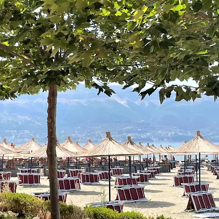 Blue Horizon Apartament *