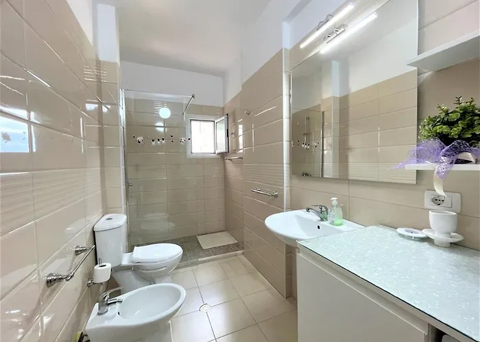 Blue Horizon Relaxing Seaside Apartment Vlore