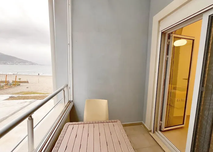 Blue Horizon Relaxing Seaside Apartment Vlorë